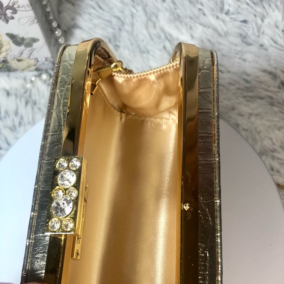 KATE LANDRY - Gold Alligator Print Evening Bag - Picture 12 of 16